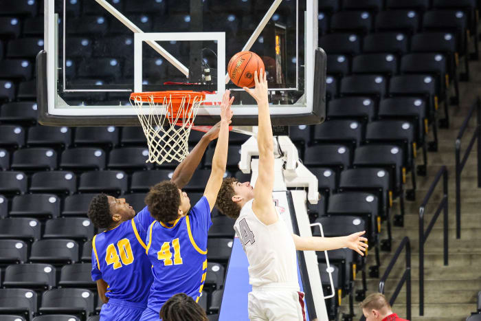 John Burroughs Logan-Rogersville Missouri boys basketball March 15 2024 Nate Latsch 27249